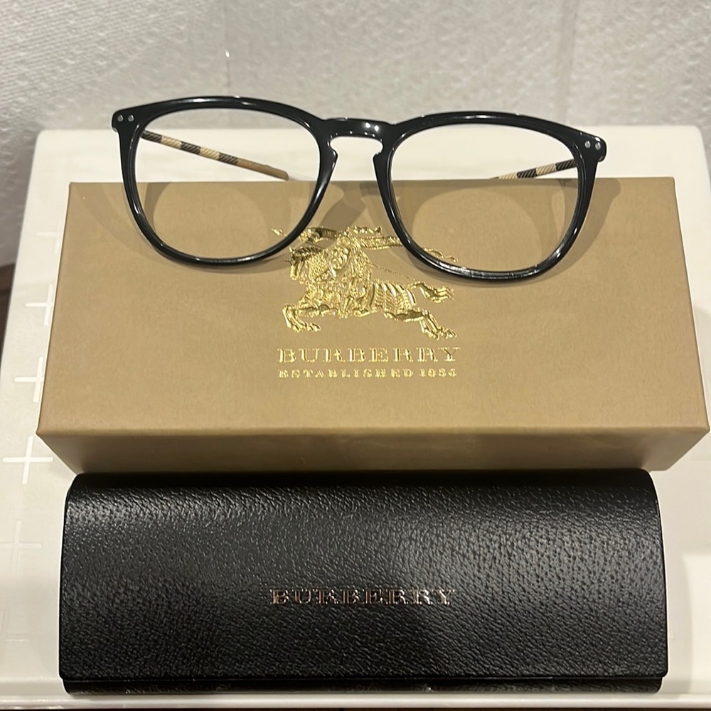 Burberry Glasses